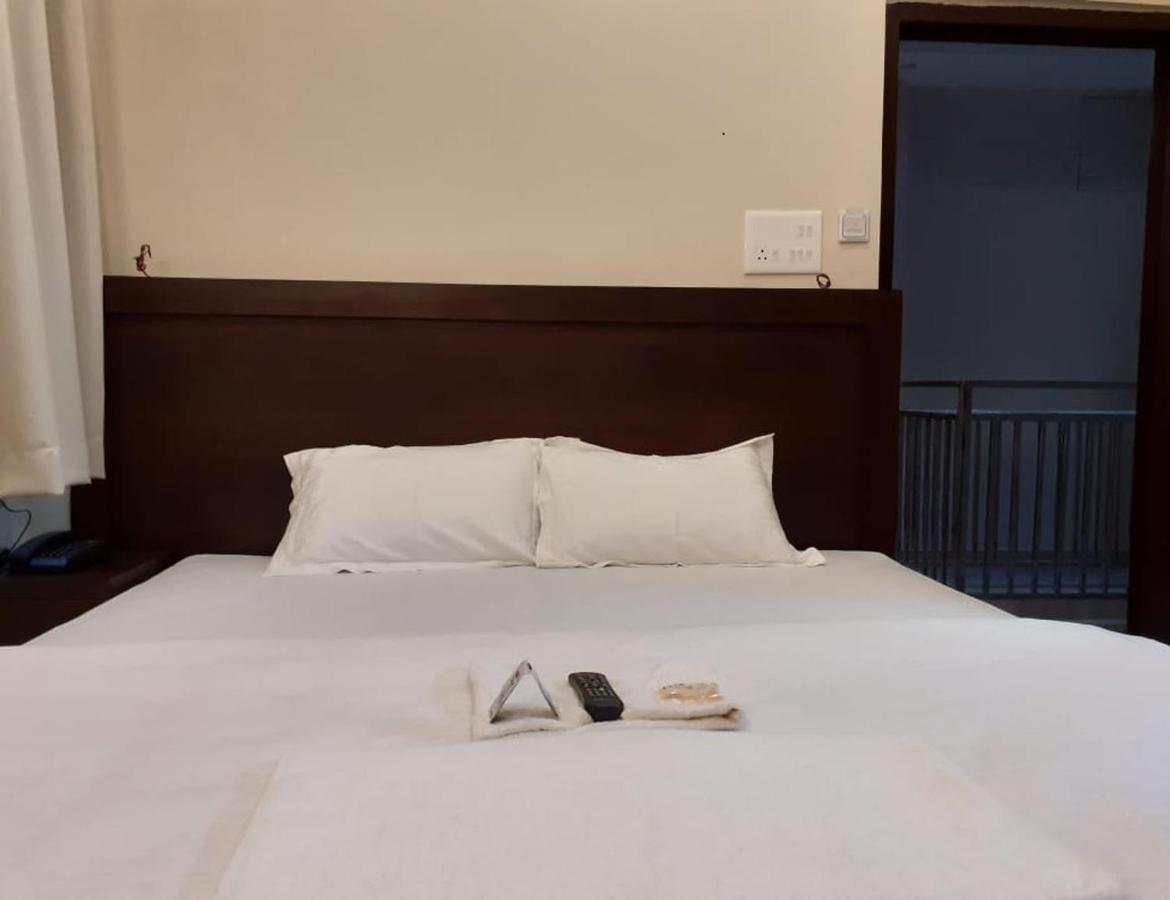Hotel Artika Inn Waranasi Zewnętrze zdjęcie