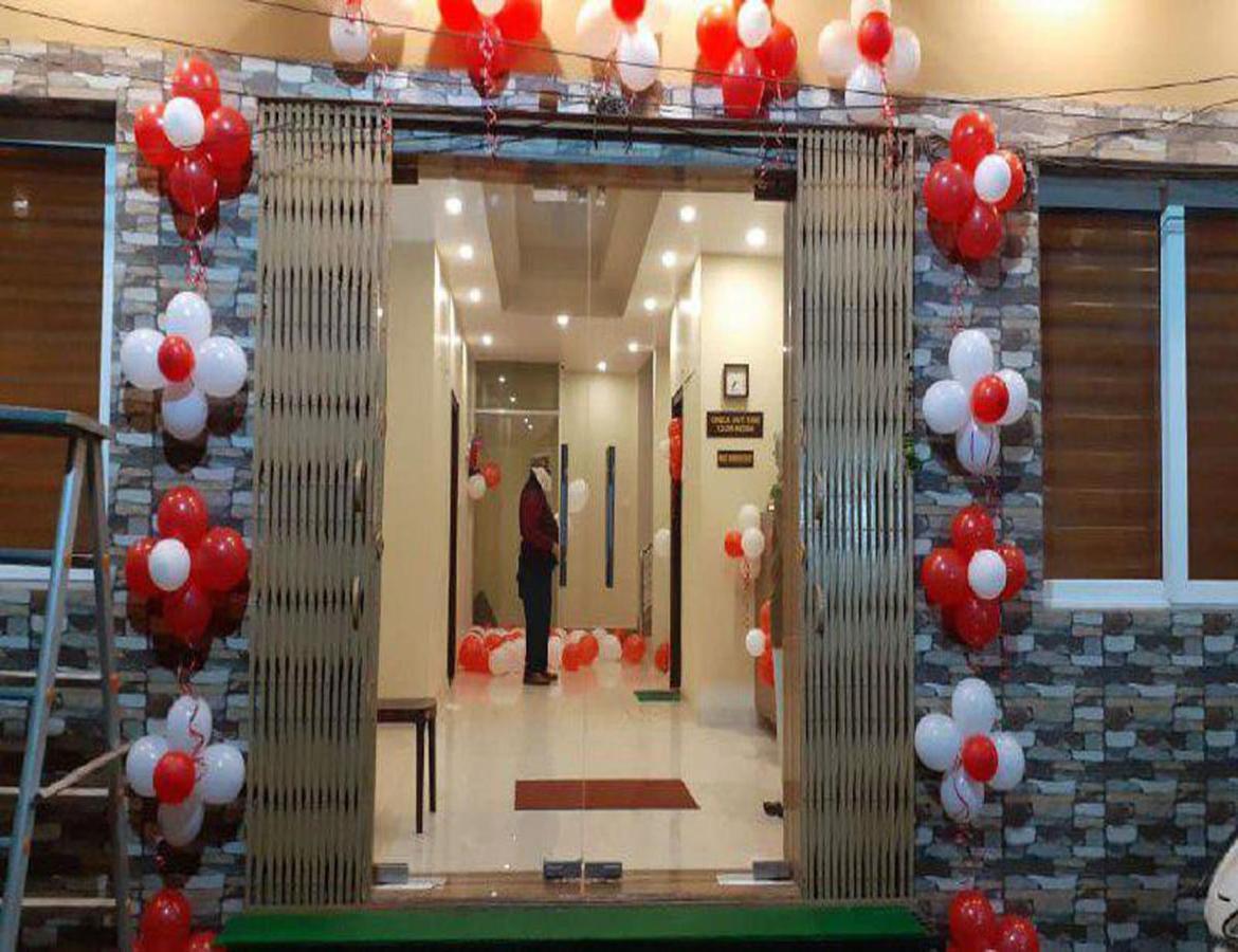 Hotel Artika Inn Waranasi Zewnętrze zdjęcie